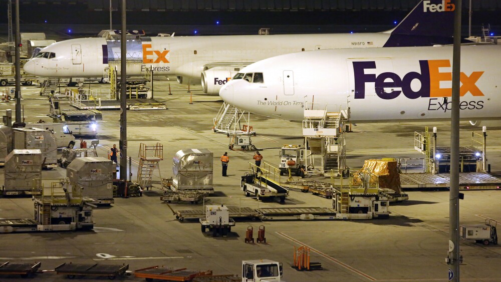 fedex-139.jpg