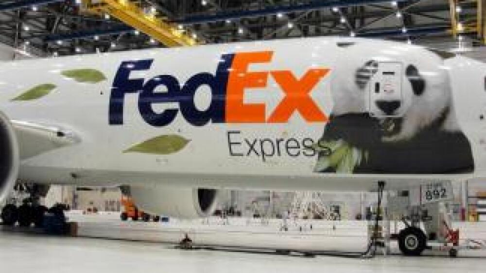 fedex-판다-익스프레스fedex-panda-express-로-명명된-fedex-의-보잉-777-화물기-hs.jpg