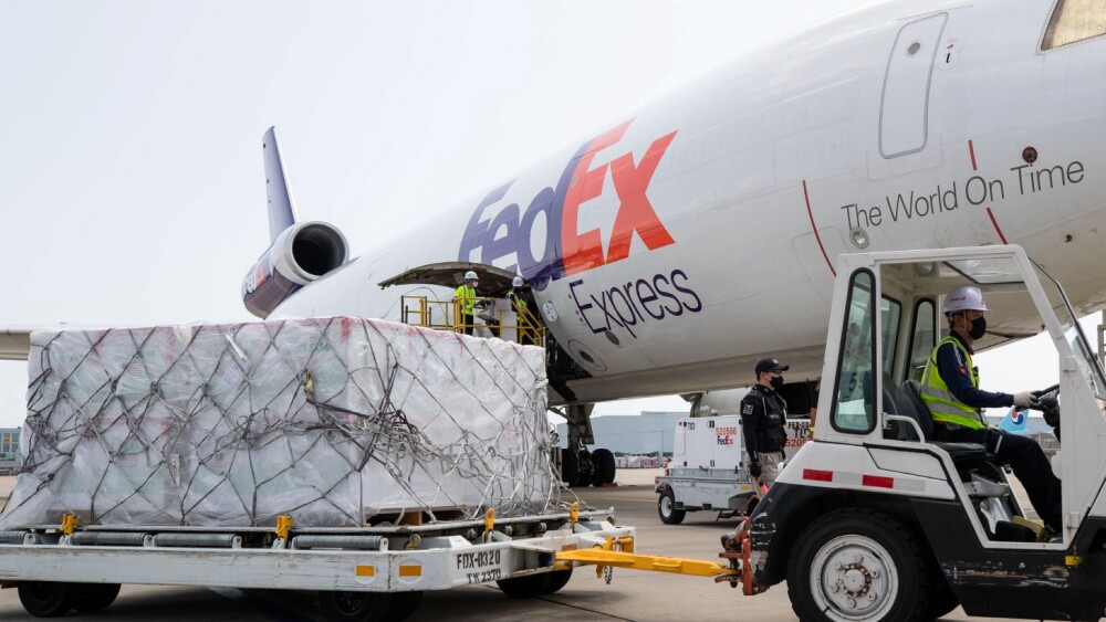 covid-19-vaccines-transported-by-fedex-plane-arrive-in-south-korea.jpg
