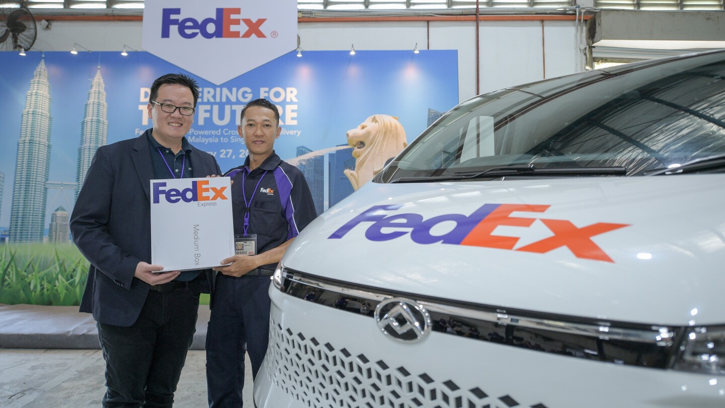 联邦快递率先开展从马来西亚到新加坡的首次跨境电动汽车递送试验