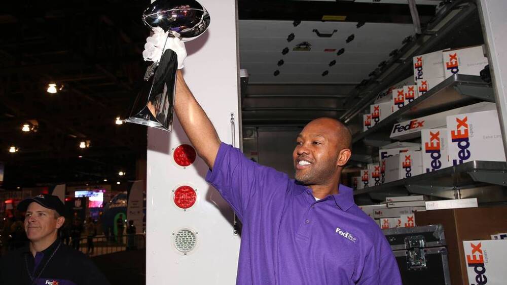 lombardi-trophy-delivery.jpg