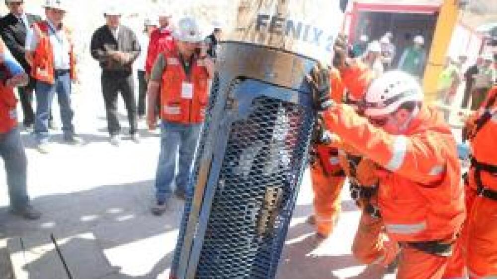 chilean-miners-capsule.jpg