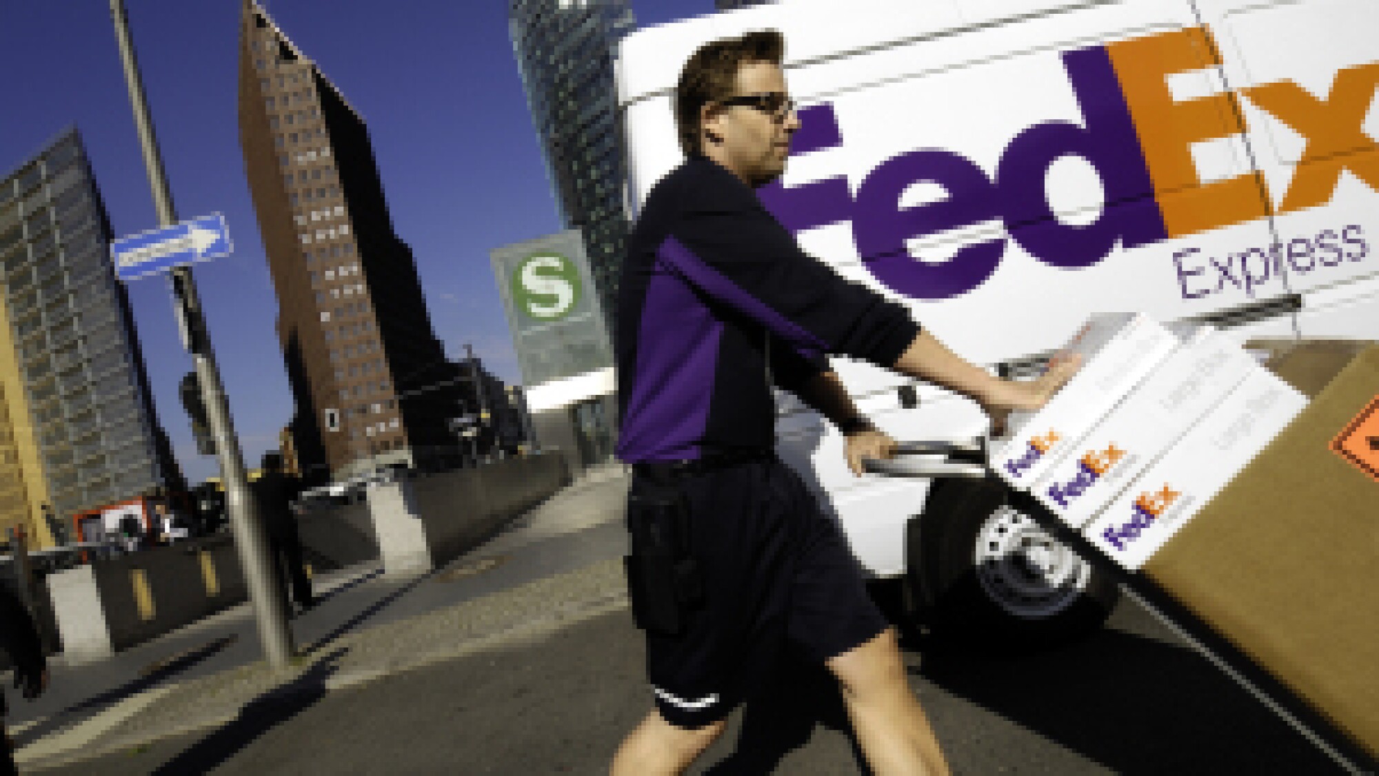 FedEx baut Service in Berlin aus