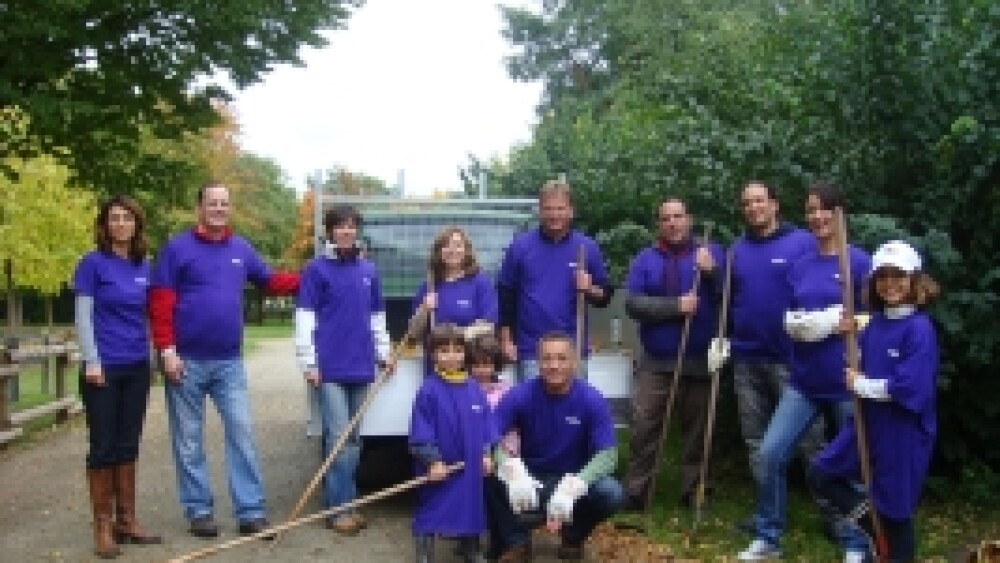 fedex-cares-week-2010-frankfurt.jpg