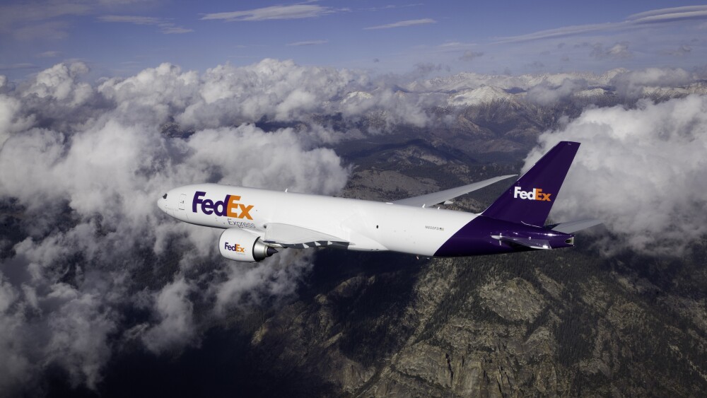 fedex-b777.jpg