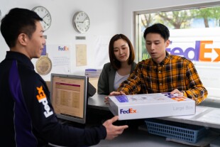 FedEx mooncake.jpg