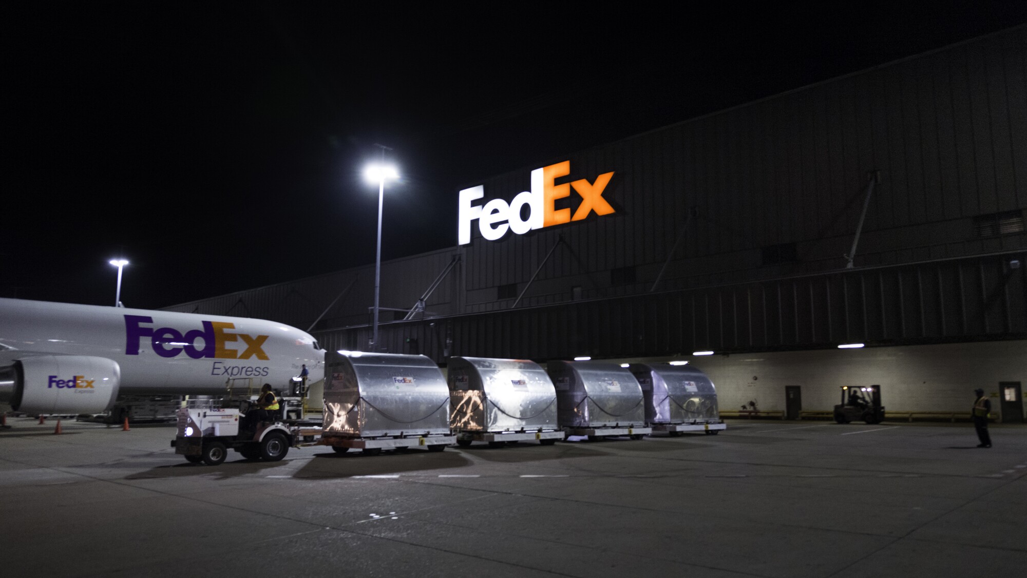 FedEx Express ajoute plus de 38 000m2 de capacité de tri à son