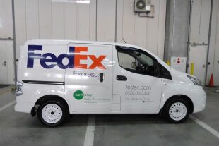 160210-e-nv200.jpg