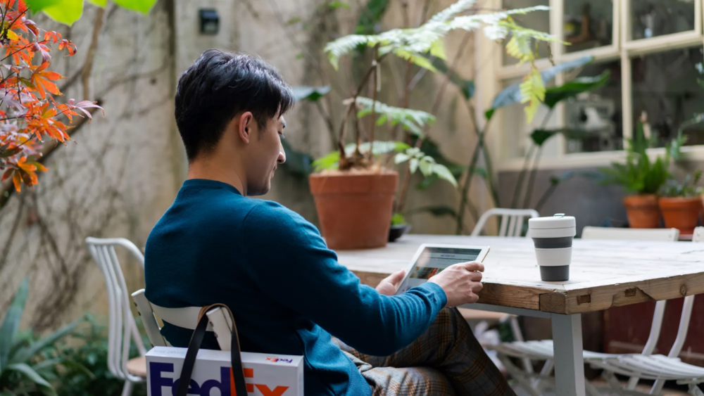 Feature Image - FiT in Singapore to Streamline Operations and Enhance Efficiency for Businesses