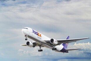 FedEx Expressイメージ.jpg