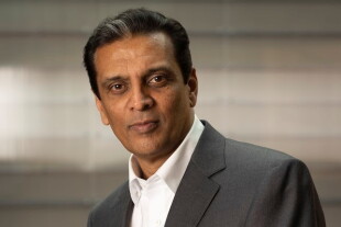 Raj headshot 2.jpg