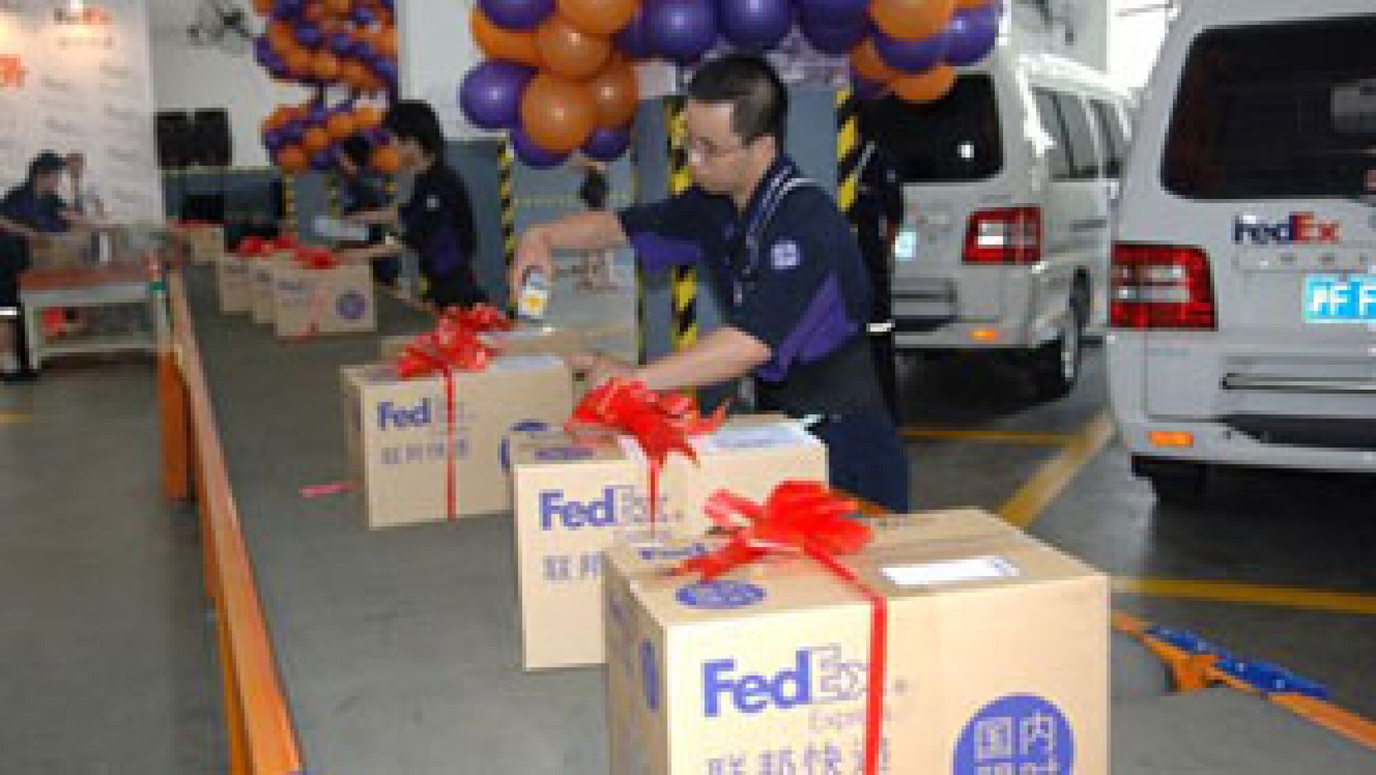 FedEx the World to China
