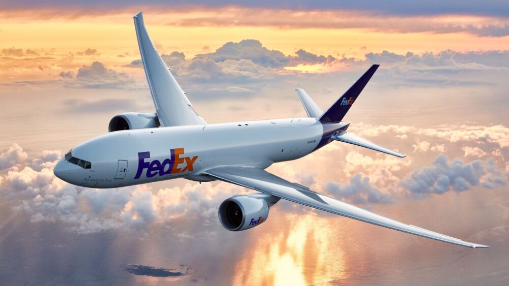 Thủ tướng đề nghị tập đoàn FedEx Express tăng chuyến bay ở Việt Nam