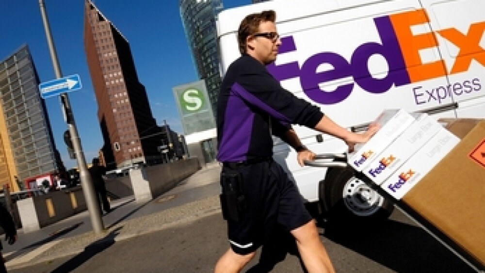 fedex-courier-berlin-potsdamer-platz-qf-2.jpg