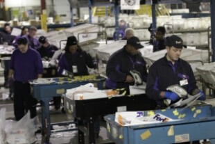 fedex-aj15639.jpg