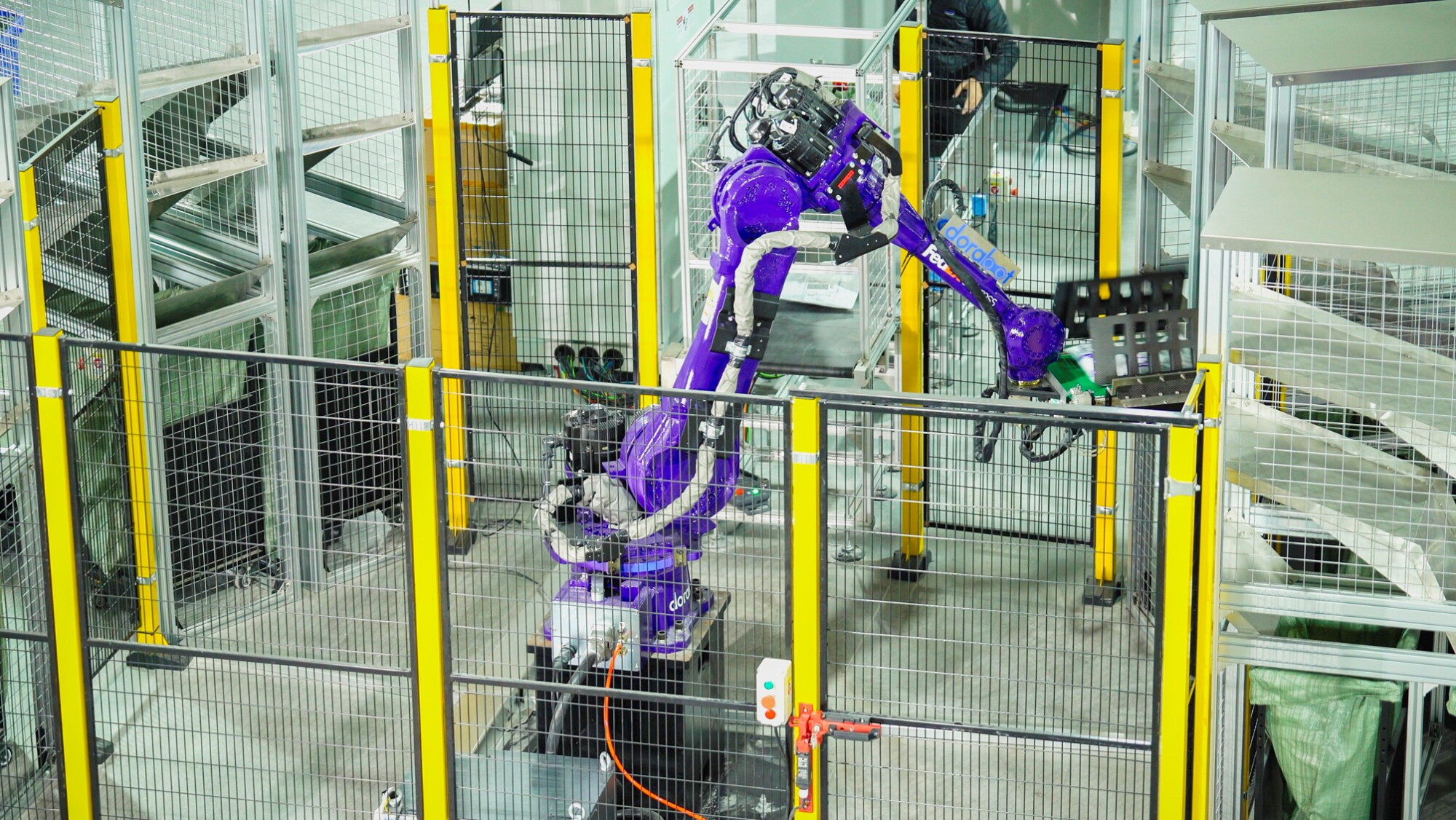 Sort Robot FedEx Introduces AI-powered Robotic Sorting Arm to Drive Operational ...