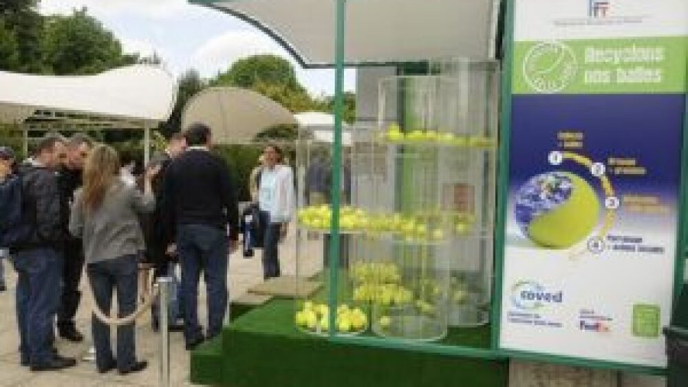 Container stand à Roland Garros - Source visuel : Eric Della Torre