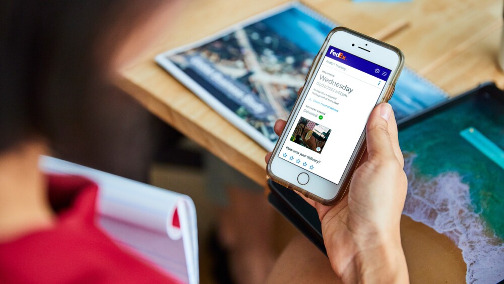 FedEx Boosts Convenience with New Paperless Mobile Shipping Solution in the UAE, Bahrain, and Kuwait.jpg