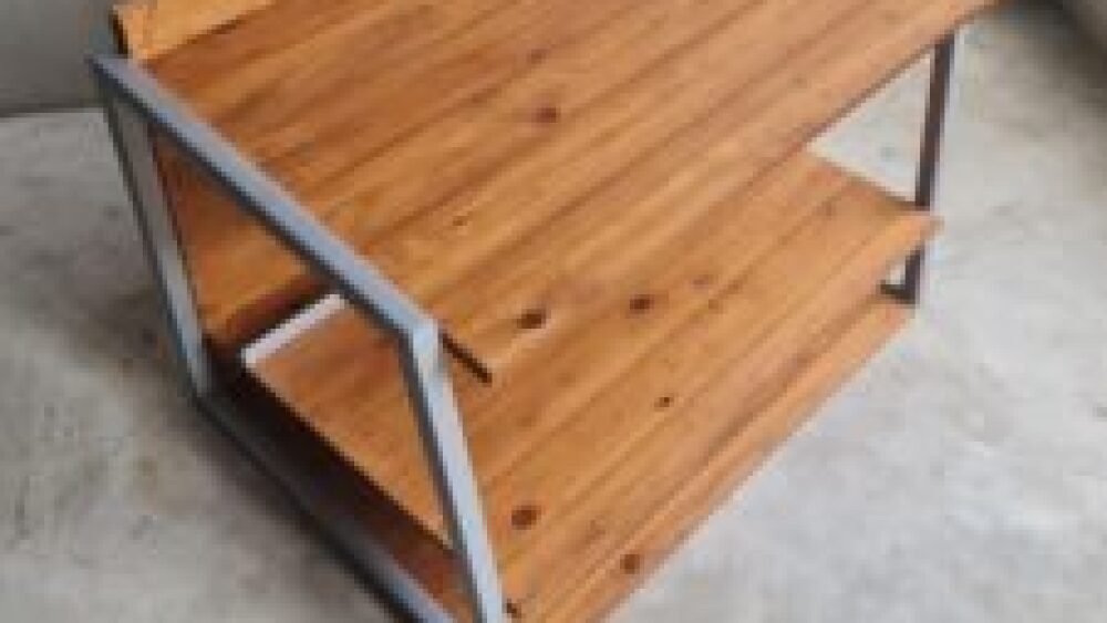 Wooden pallets Console table