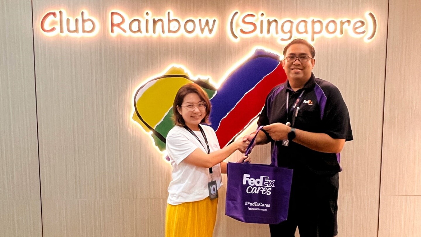FedEx Spreads Festive Cheer by Donating Essential Supplies to Disadvantaged Youth - Vimarsana News