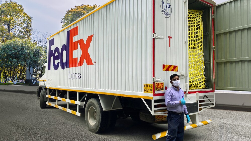 fedex-express-delivers-essential-supplies-for-maharashtra-flood-victims.jpg