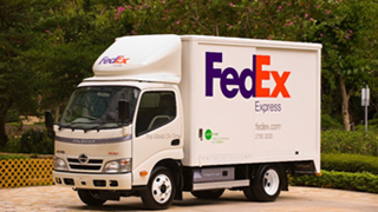 フェデックス、香港初のハイブリッドトラックによる輸送を開始