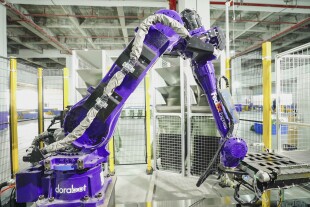 新聞照片一聯邦快遞宣佈與藍胖子機器智慧dorabot公司合作-啟用智慧分揀機器人dorasorter.jpg