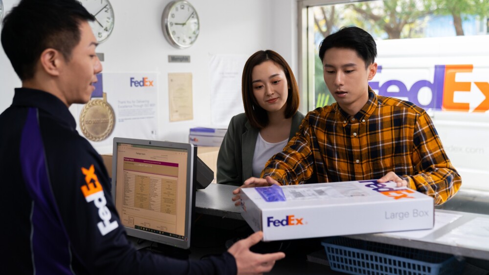 FedEx mooncake.jpg