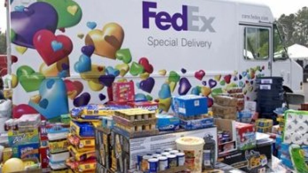 fdx-special-delivery-center2.jpg