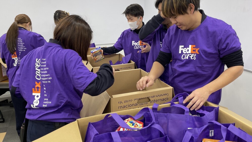 FedEx Purple Totes