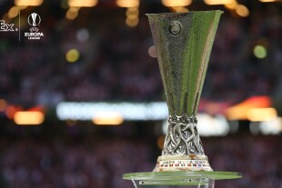 uel-trophy-image-2.jpg