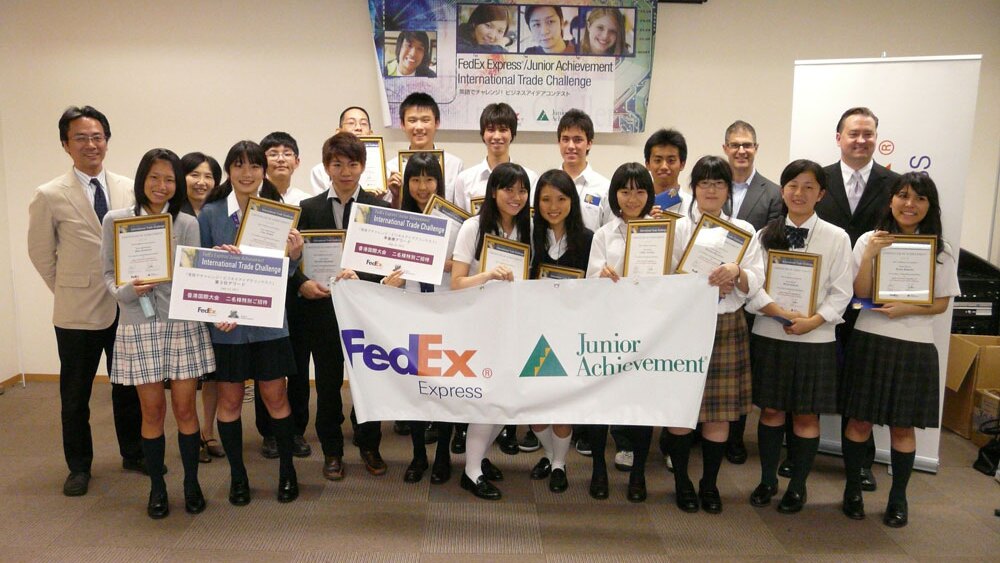 all-students-and-judges.jpg