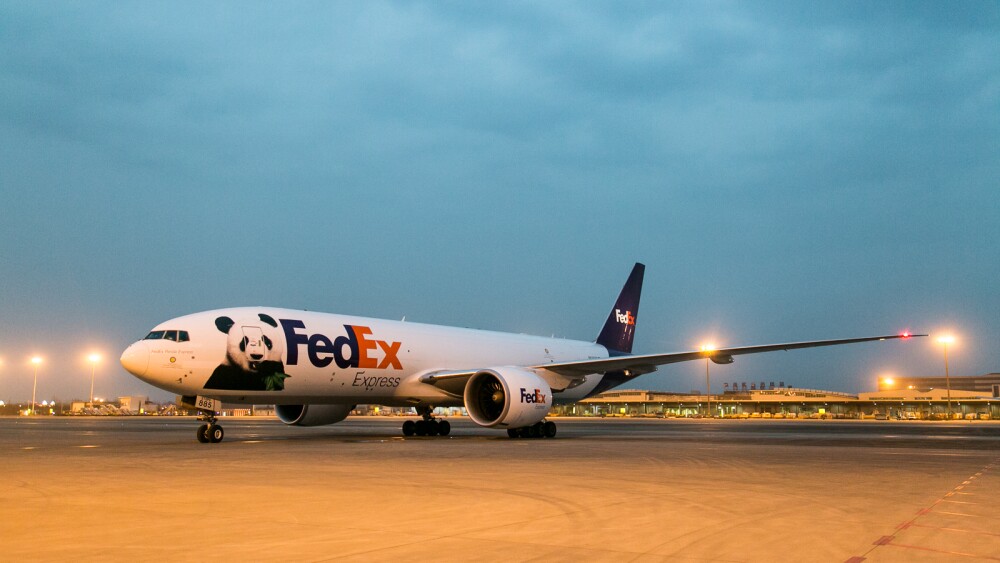 fedex-panda-express-arrival.jpg