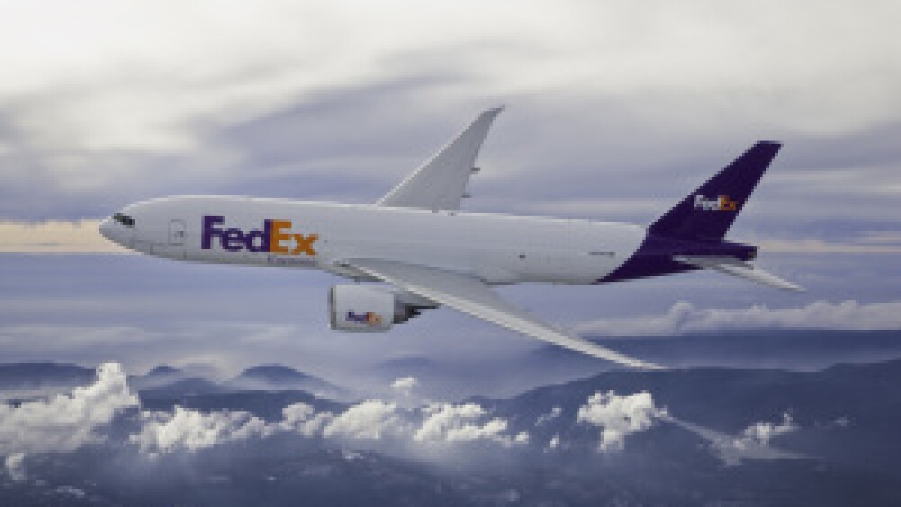 fedex plane 777