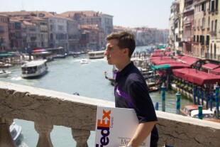 italy-courier-5.jpg
