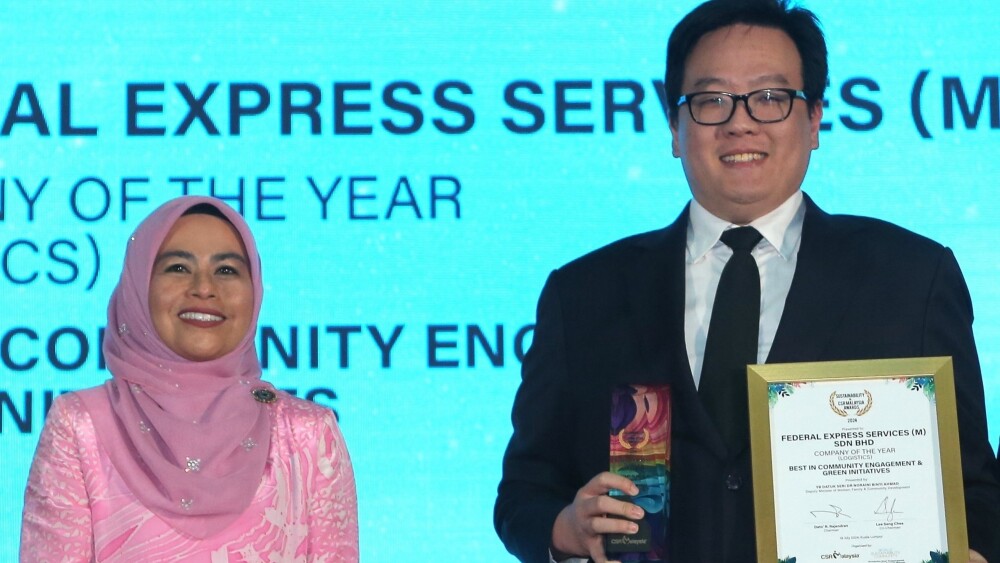 FedEx Malaysia, Woon Tien Long at the CSR Awards Malaysia.JPG