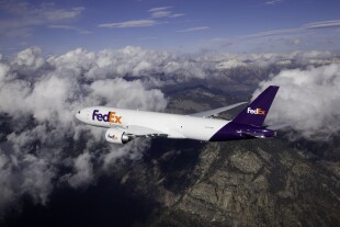 fedex-b777.jpg