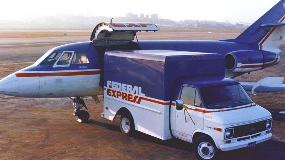 40-anniversary-federal-express-falconvan1.jpg