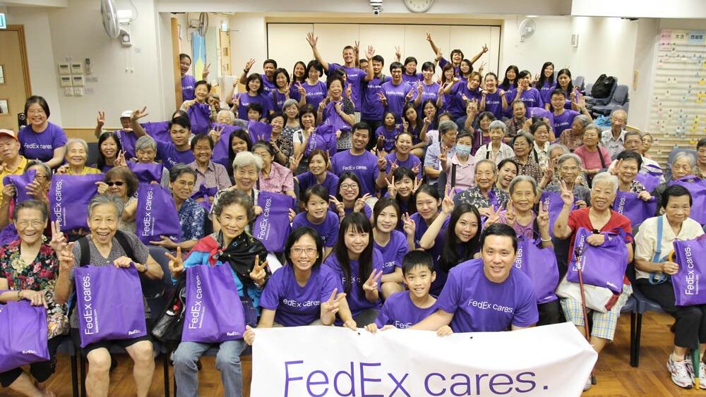 photo-b-fedex-cares-week-2014.jpg